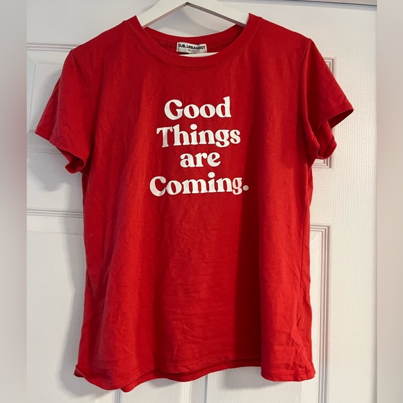 Red tshirt, “good things are coming” - Picture 2 of 2